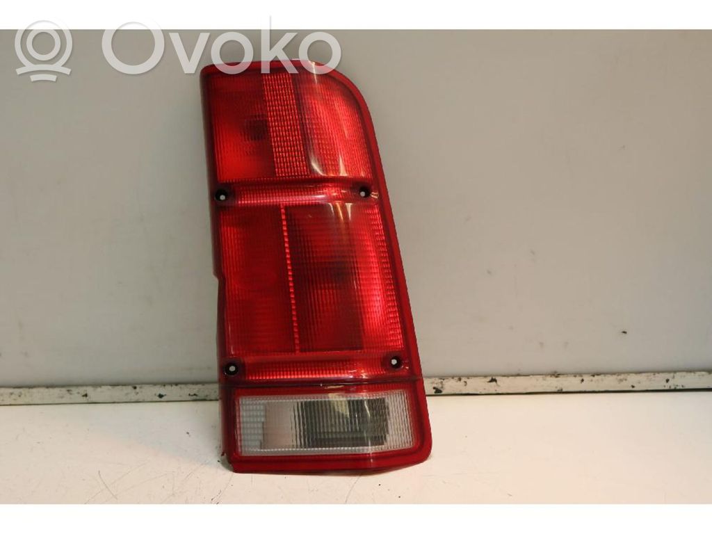 Land Rover Discovery Lampă spate în caroserie 