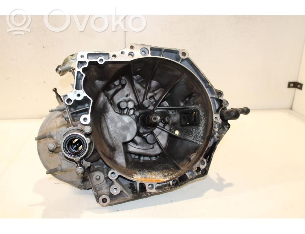 Peugeot 2008 I Cutie viteze manuală cu 5 trepte 