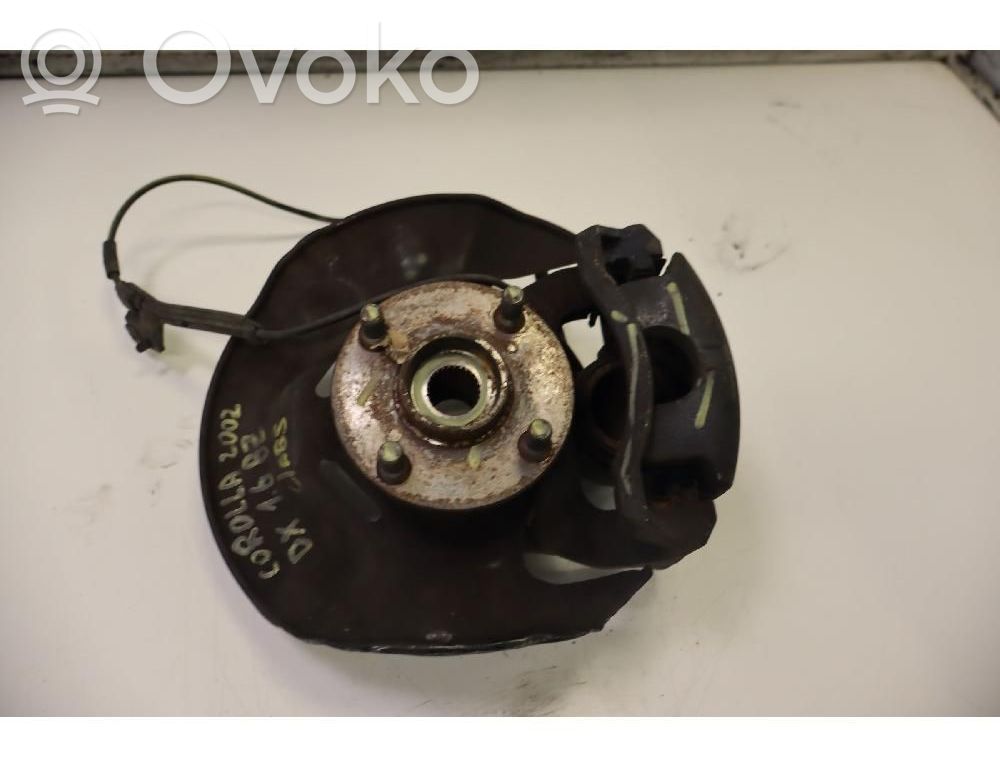Toyota Corolla E120 E130 Radnabe Vorderrad 