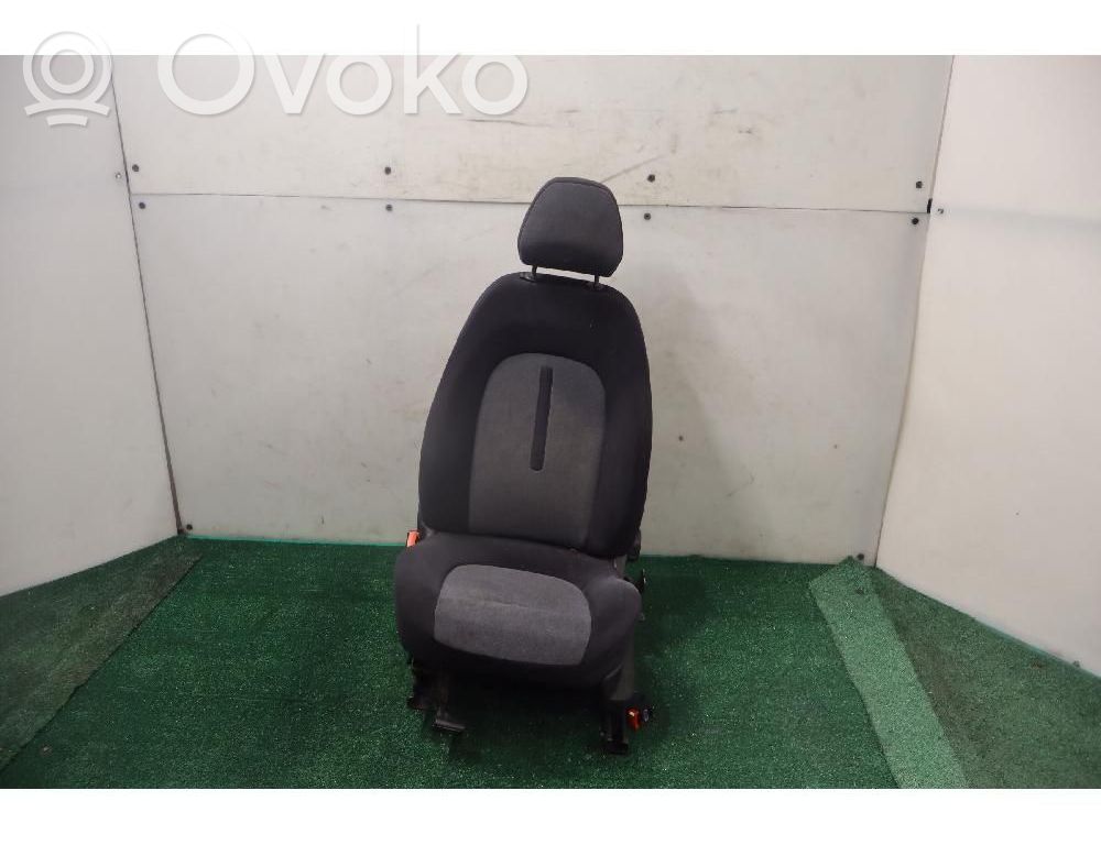 Sedile anteriore del conducente