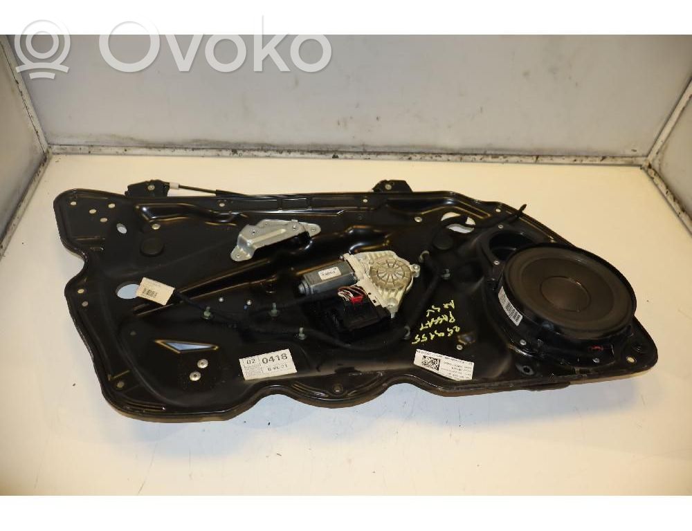 Volkswagen PASSAT B6 Elektryczny podnośnik szyby drzwi przednich 