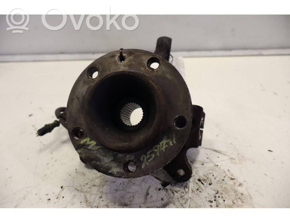 Cubo de rueda delantera   7700314557