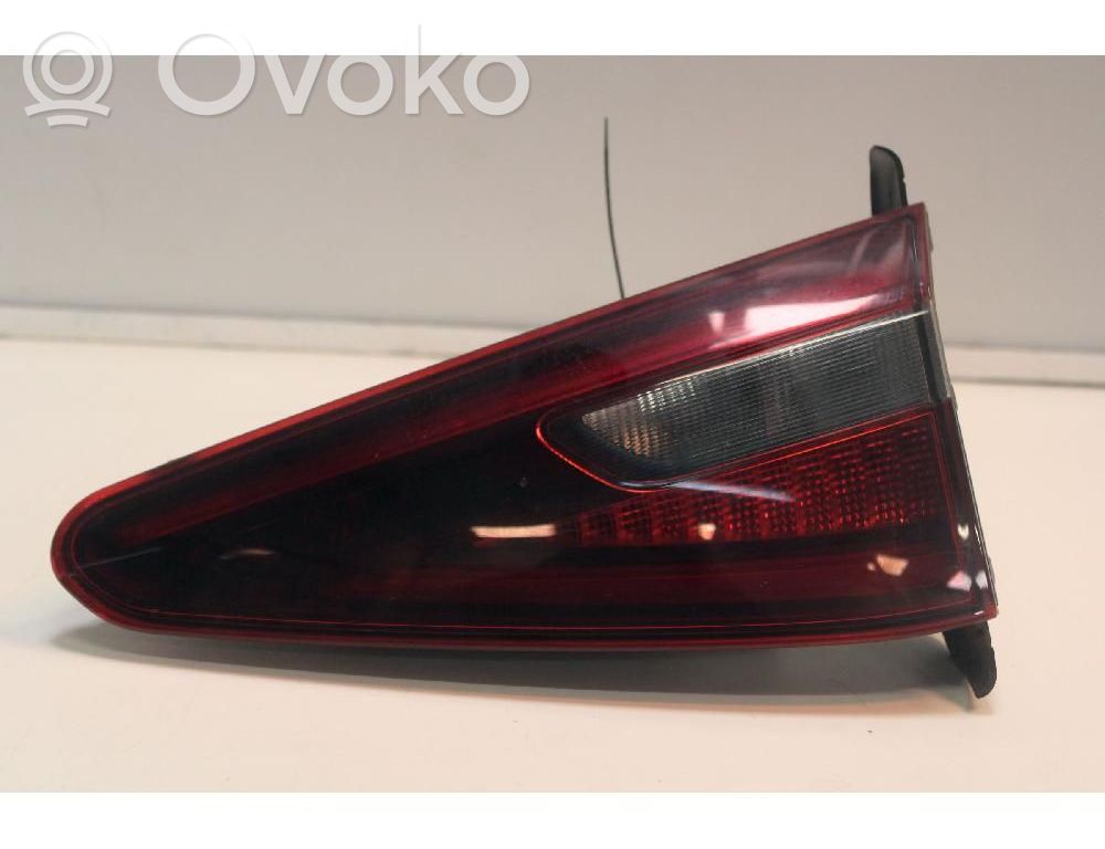 Lampy tylnej klapy bagażnika   50553180