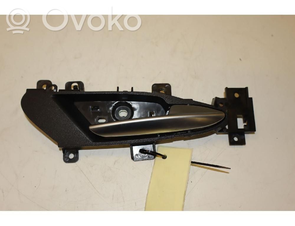 Alfa Romeo Tonale Manecilla interna puerta trasera 