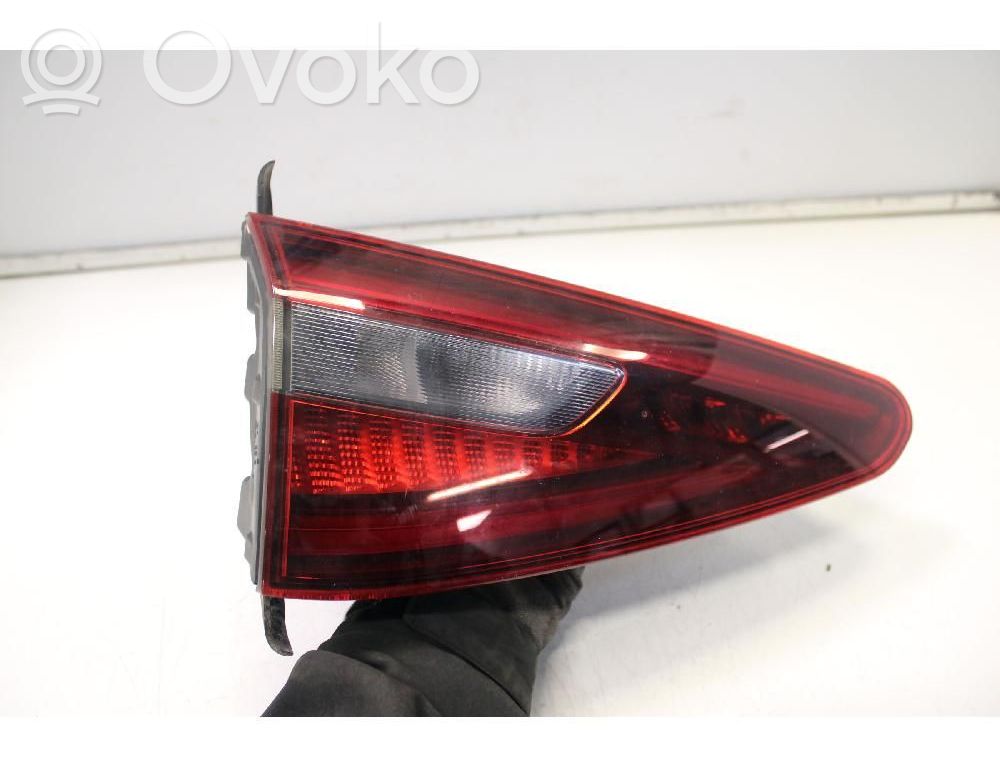 Alfa Romeo Stelvio Lampă spate în capacul portbagajului