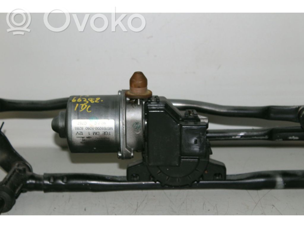 Fiat Panda III Tringlerie et moteur d'essuie-glace avant 
