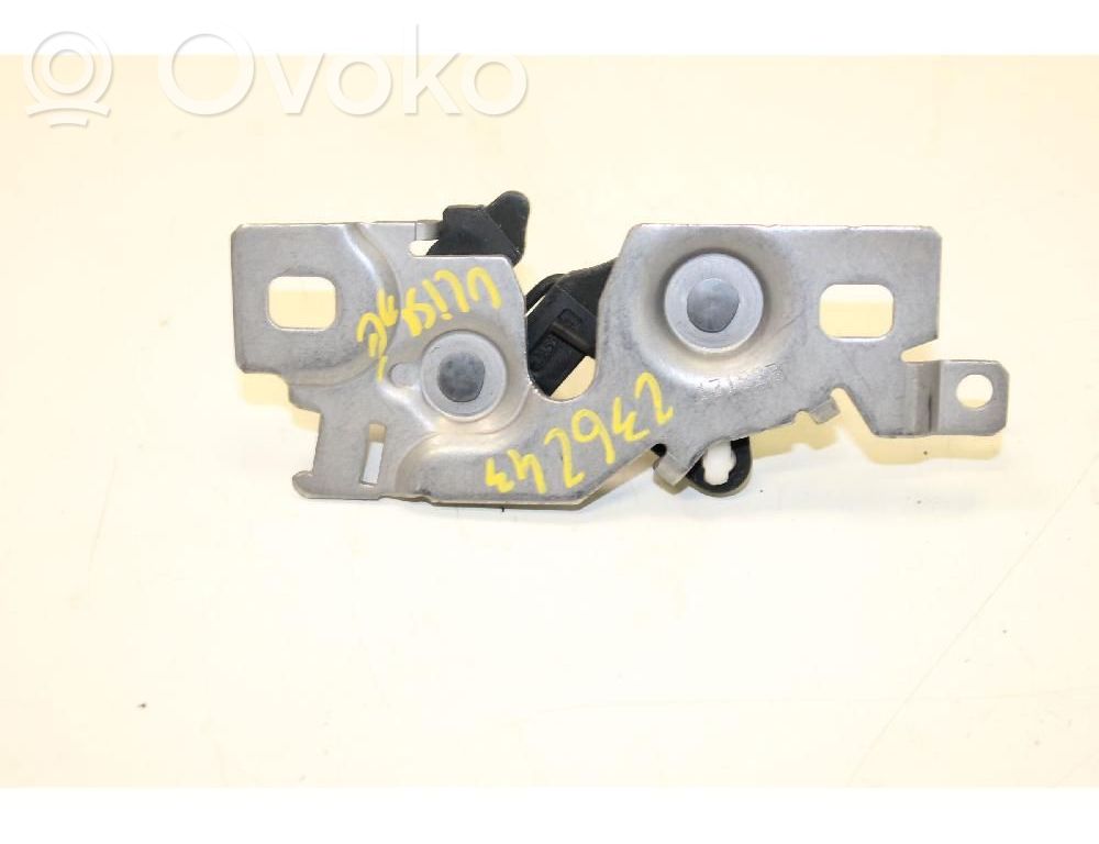 Tie down hook / loop   131823