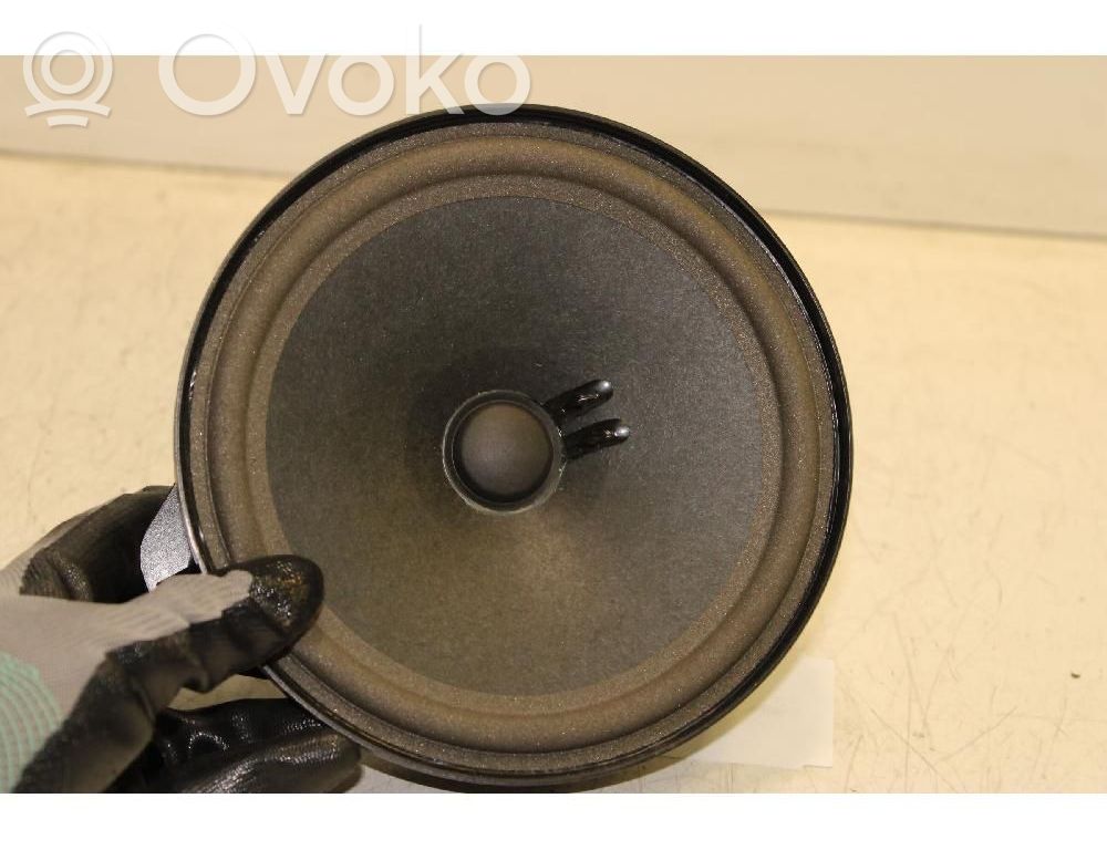 Mercedes-Benz EQA Altavoz de la puerta delantera 