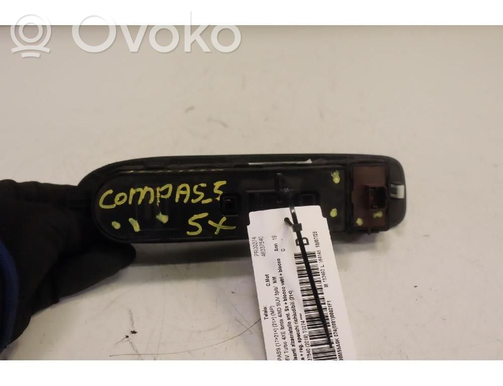 Jeep Compass Electric window control switch 