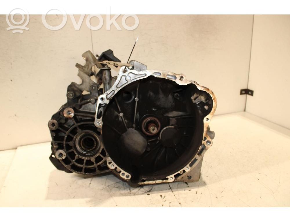 Opel Antara Caja de cambios manual de 5 velocidades 
