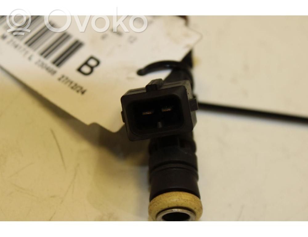 Injector combustibil   0280158822