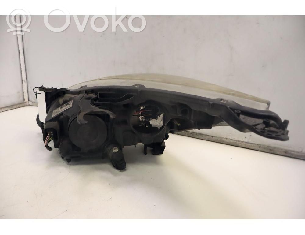 Peugeot 5008 Faro/fanale