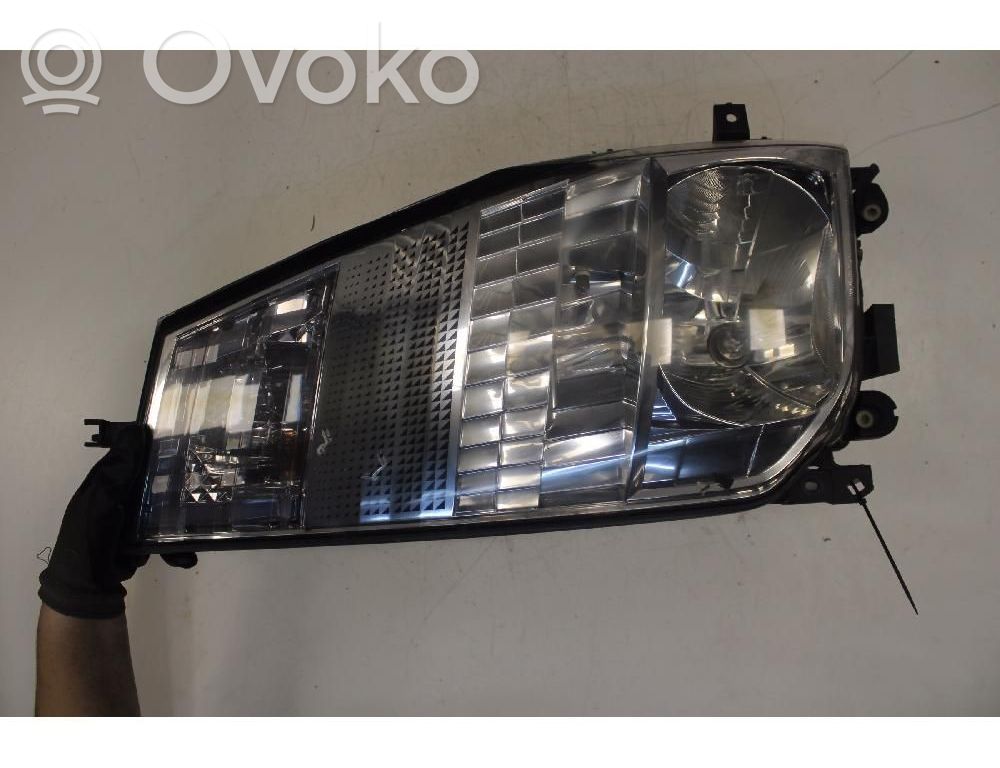 Phare frontale   5001872438