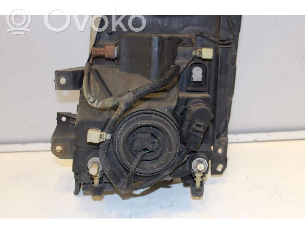 Renault Maxity Phare frontale 