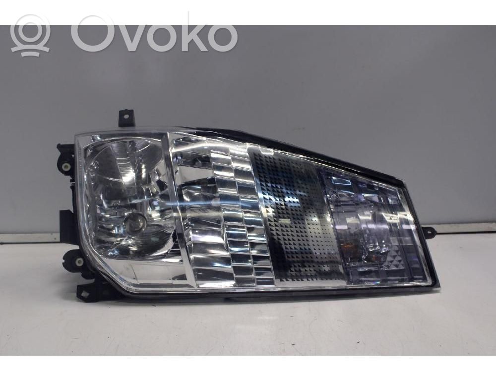 Renault Maxity Phare frontale 