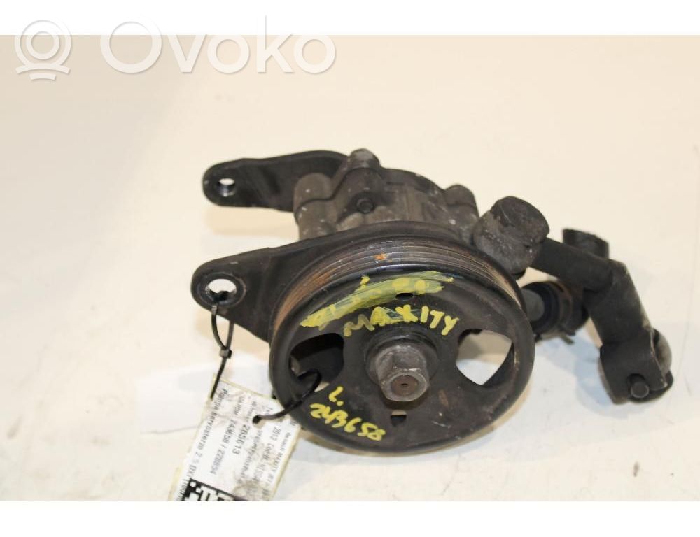Renault Maxity Ohjaustehostimen pumppu 