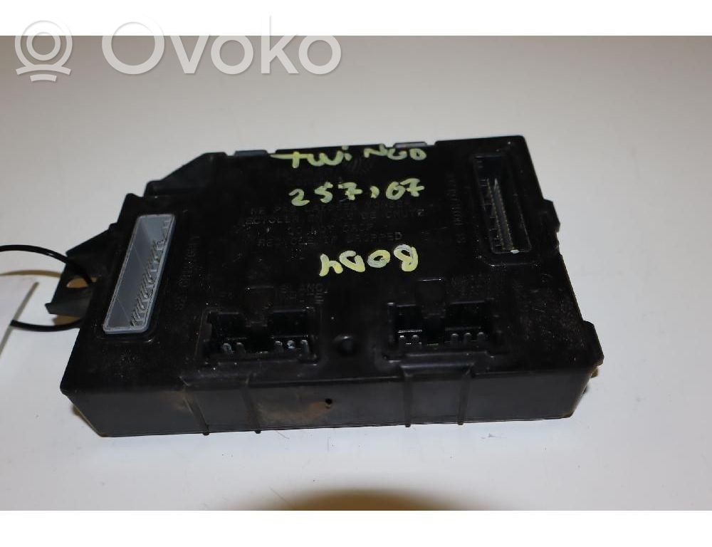 Renault Twingo III Other control units/modules 