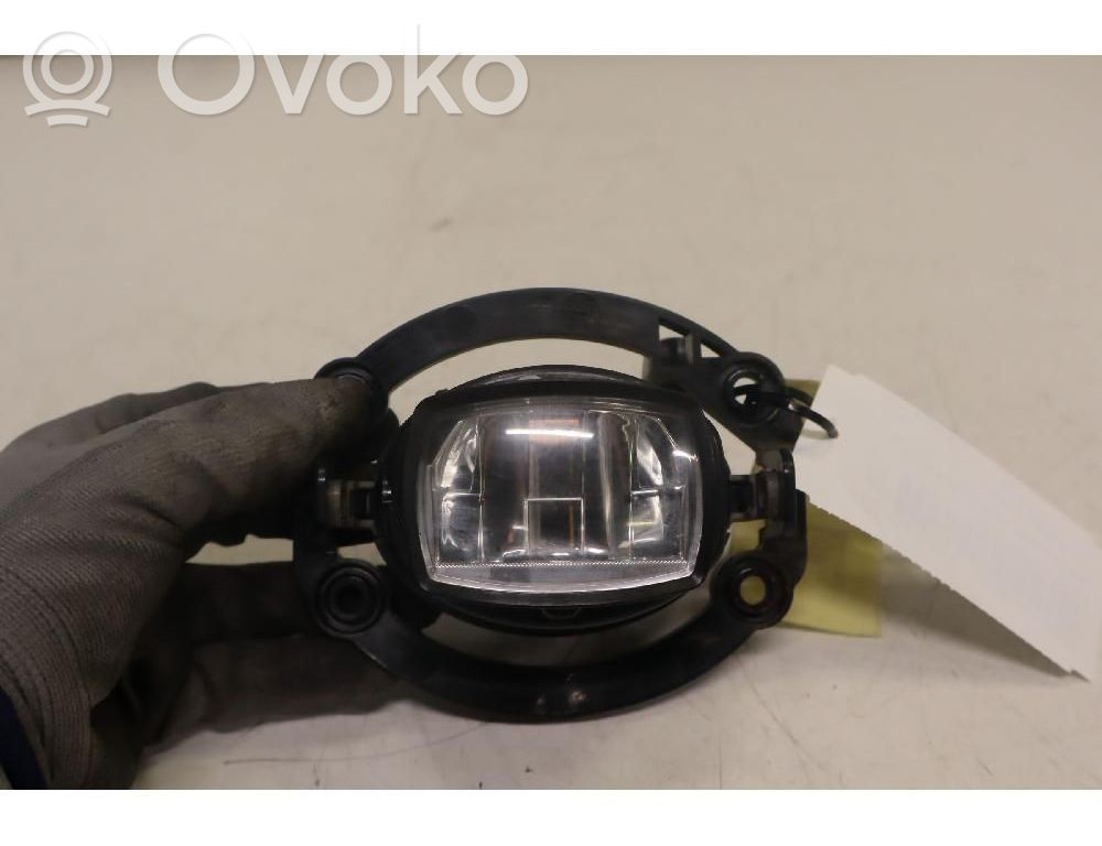 Etusumuvalo   68470159AA