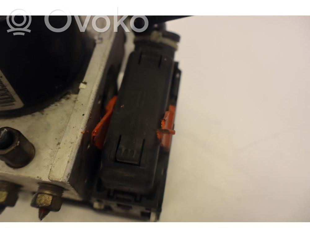Suzuki Swift I Bomba de ABS 