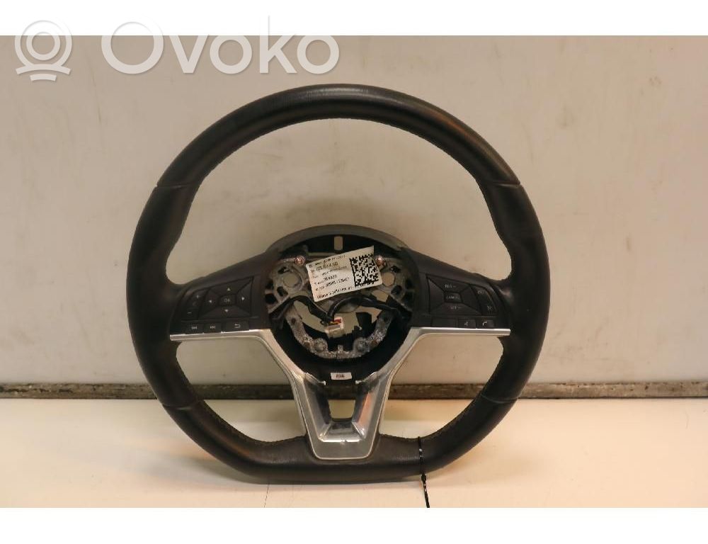 Nissan Micra K14 Volan 