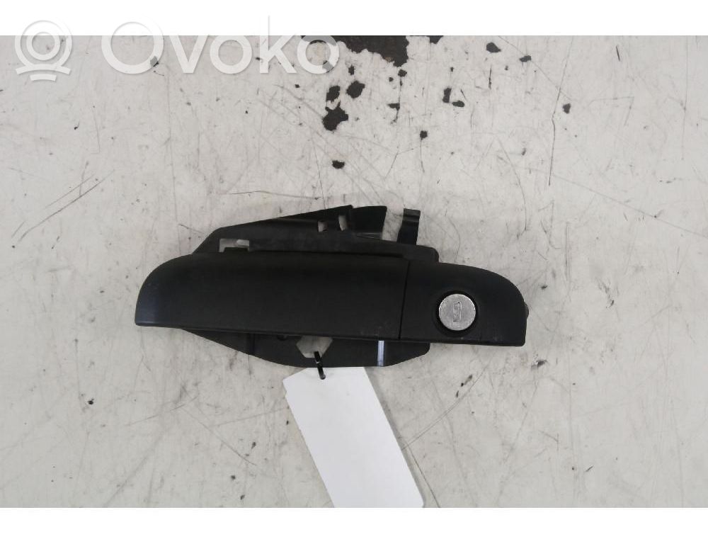 Etuoven ulkokahva