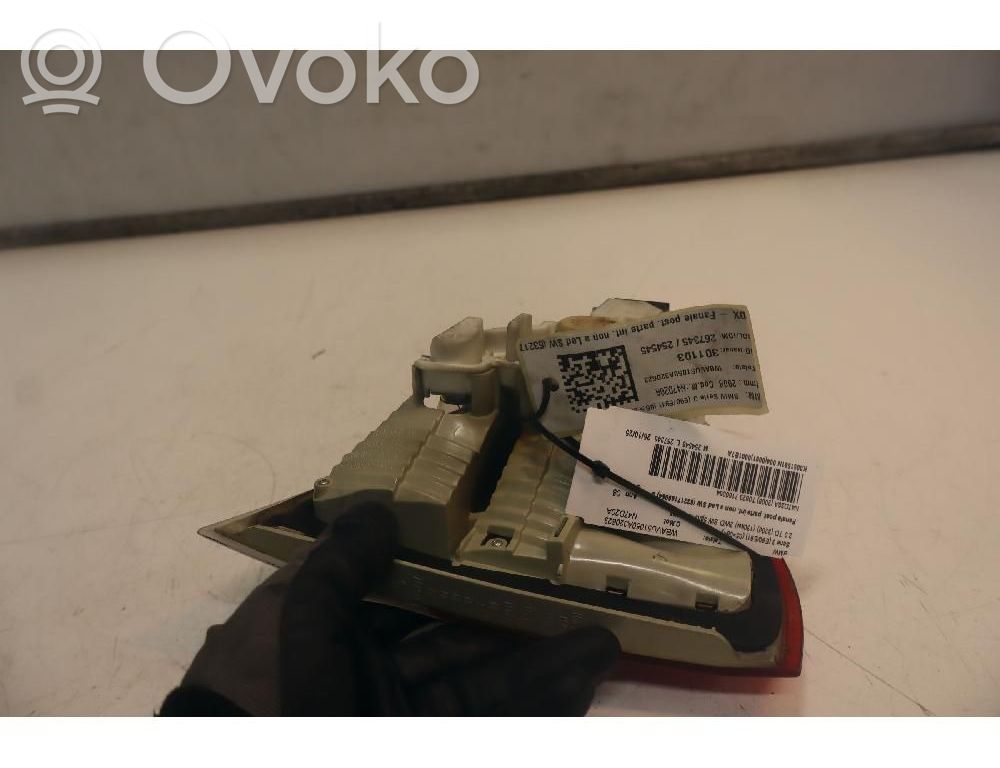 BMW 3 E90 E91 Lampă spate în capacul portbagajului 