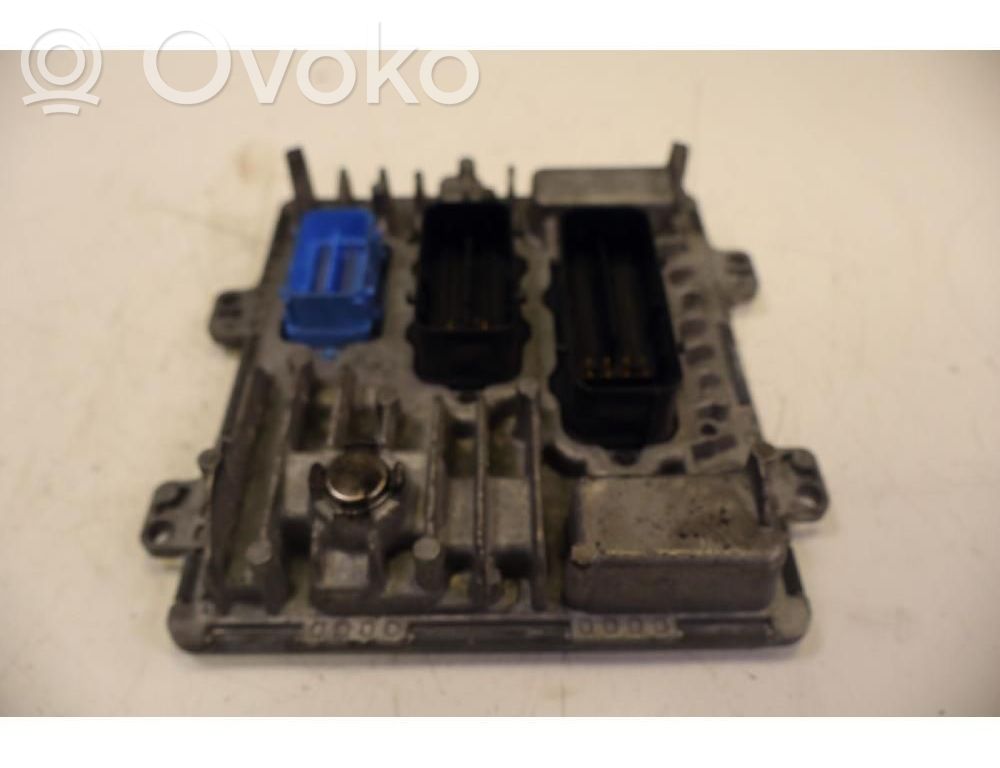 Opel Corsa E Unité de commande / module de pompe à carburant 