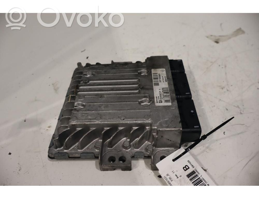 Renault Megane III Unidad de control/módulo de la bomba de inyección de combustible