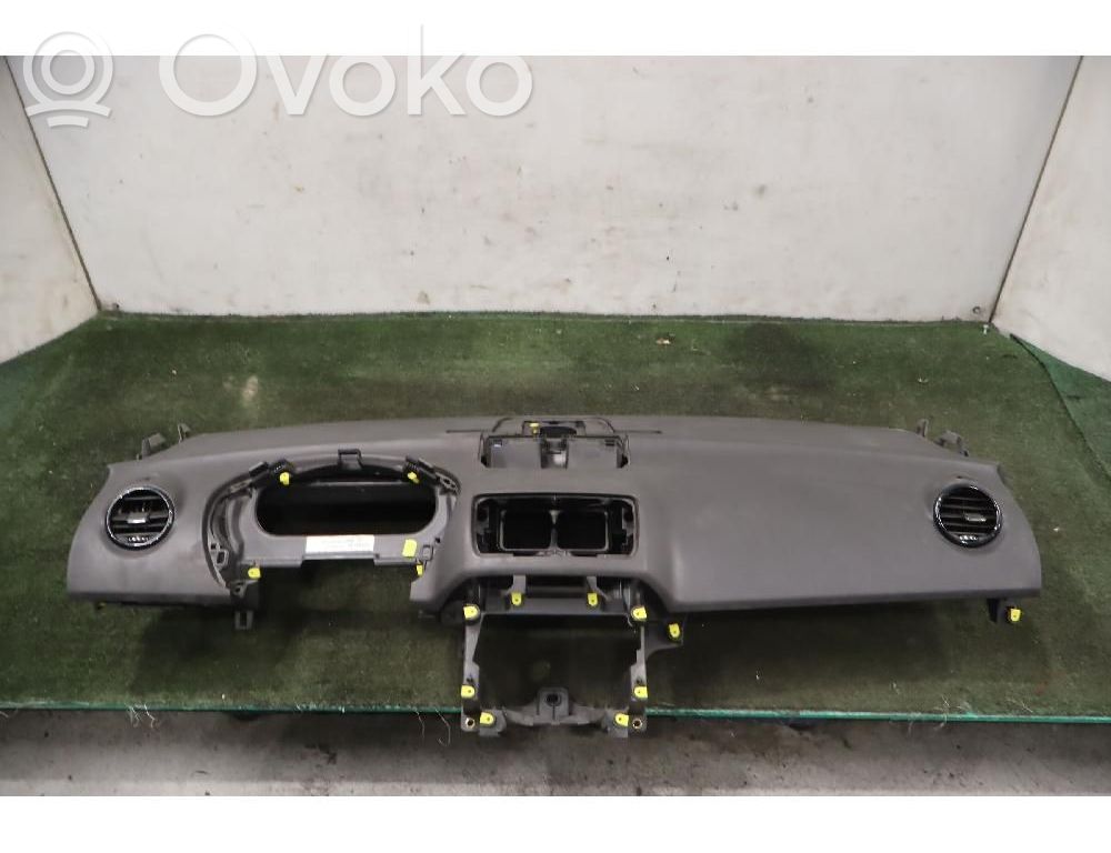 Opel Meriva B Kojelauta 