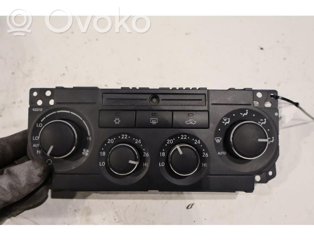 Jeep Grand Cherokee (WK) Climate control unit 