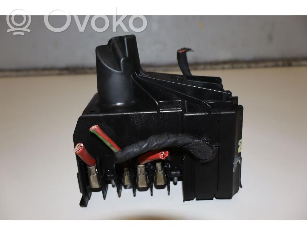 Audi A1 Módulo de fusible 