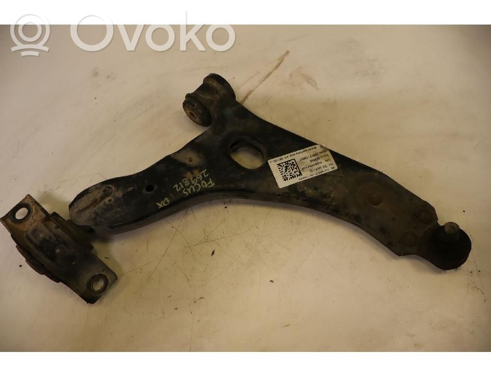 Ford Focus Dolny wahacz przedni 