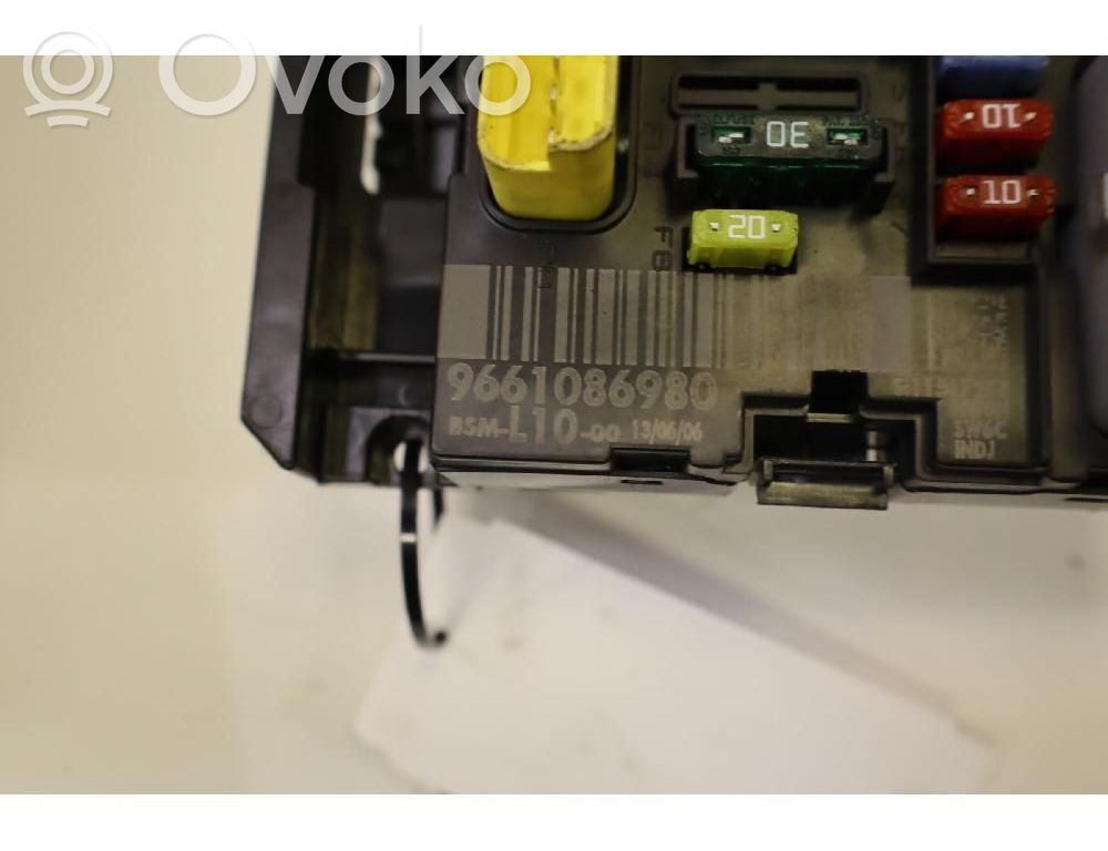 Módulo de fusible   9661086980