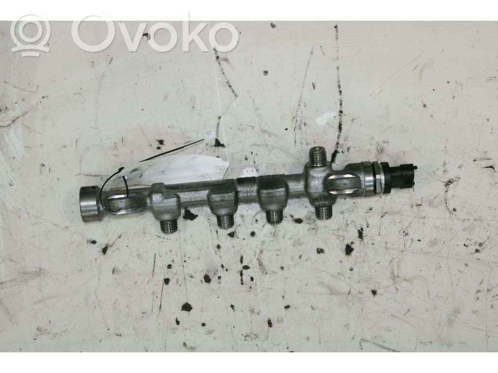 Fiat Doblo Rampă alimentare injectoare 