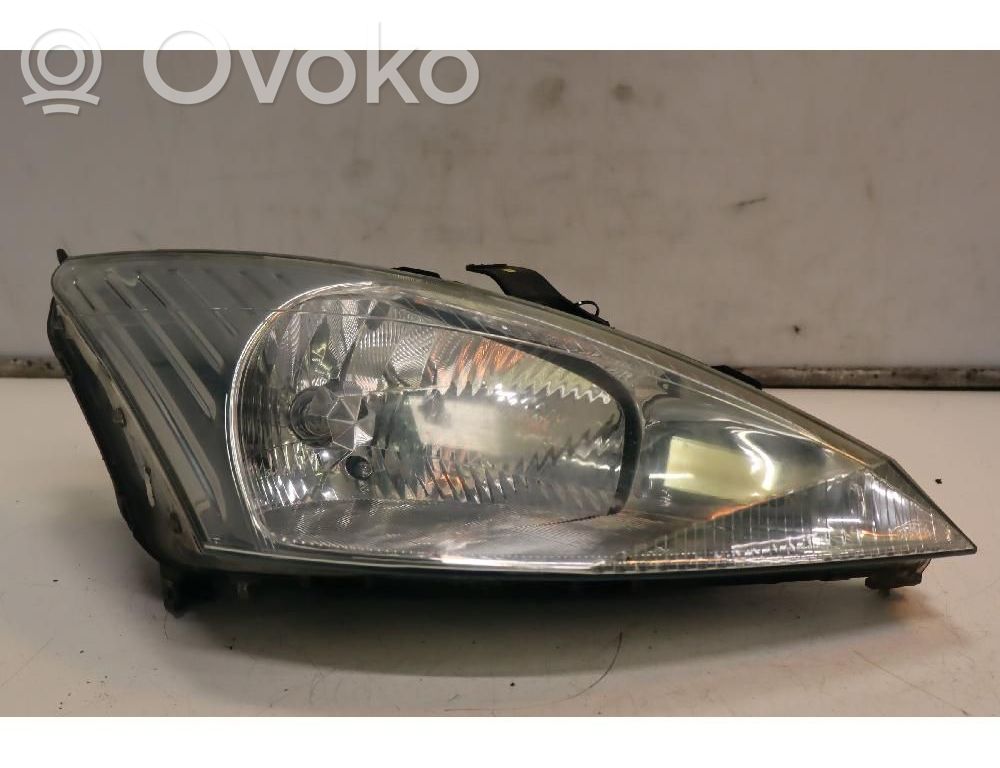 Ford Focus Headlight/headlamp 