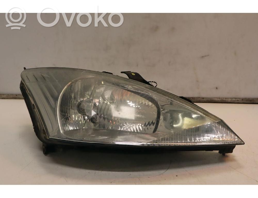 Ford Focus Headlight/headlamp 