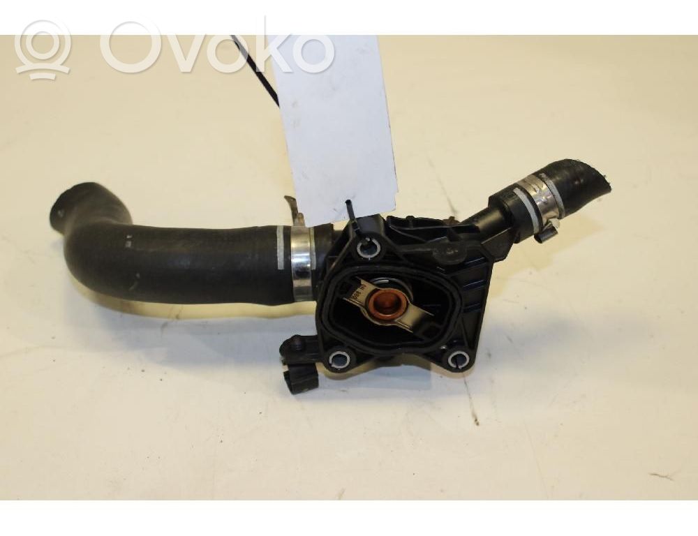 Lancia Ypsilon Termostat / Obudowa termostatu 