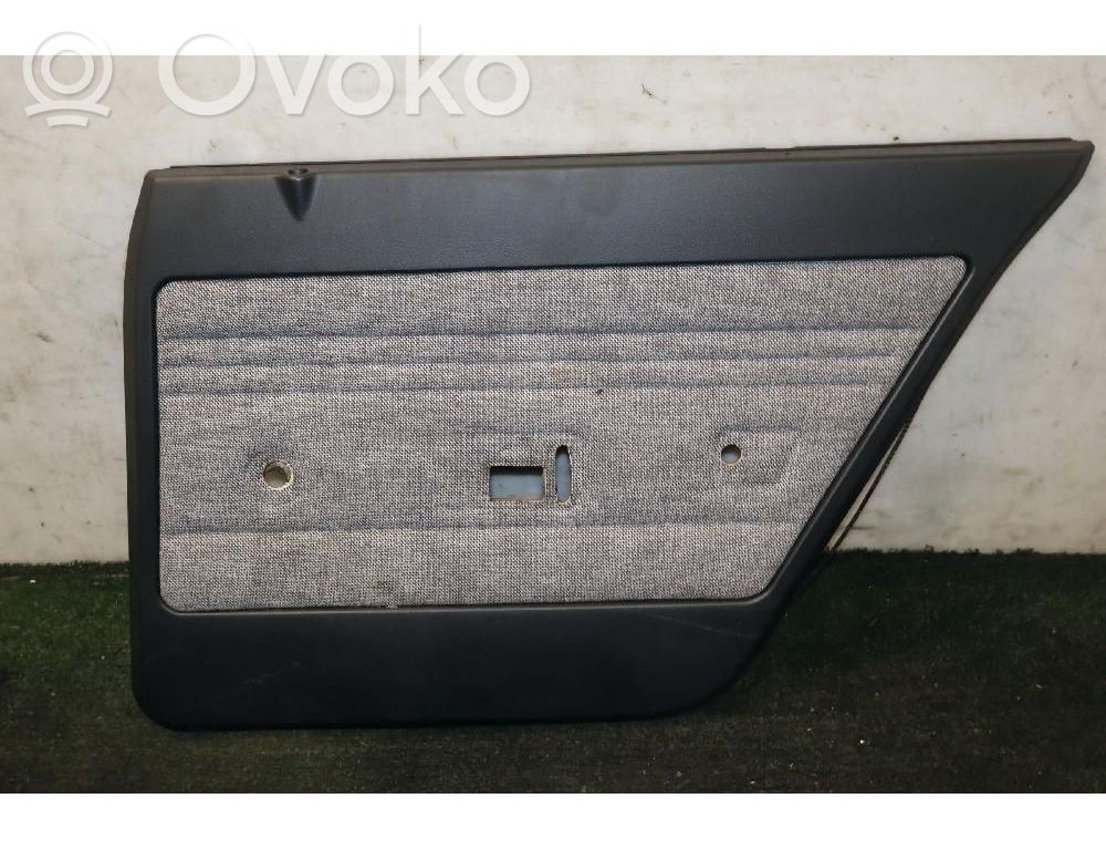 Takaoven verhoilu