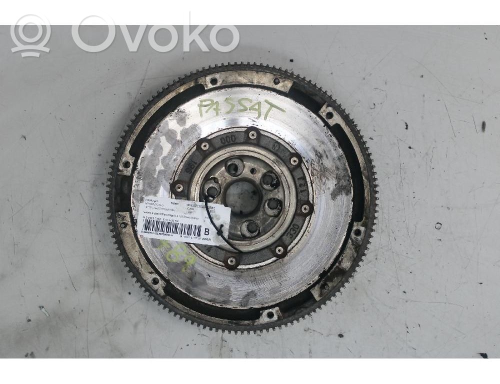 Volkswagen PASSAT B6 Volant moteur