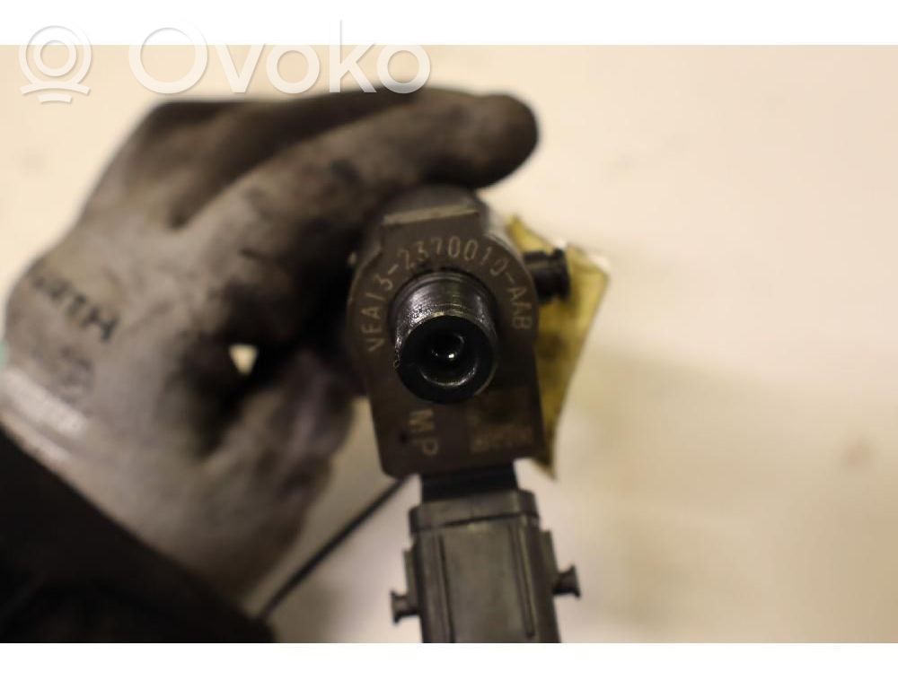 Volvo V40 Injector combustibil