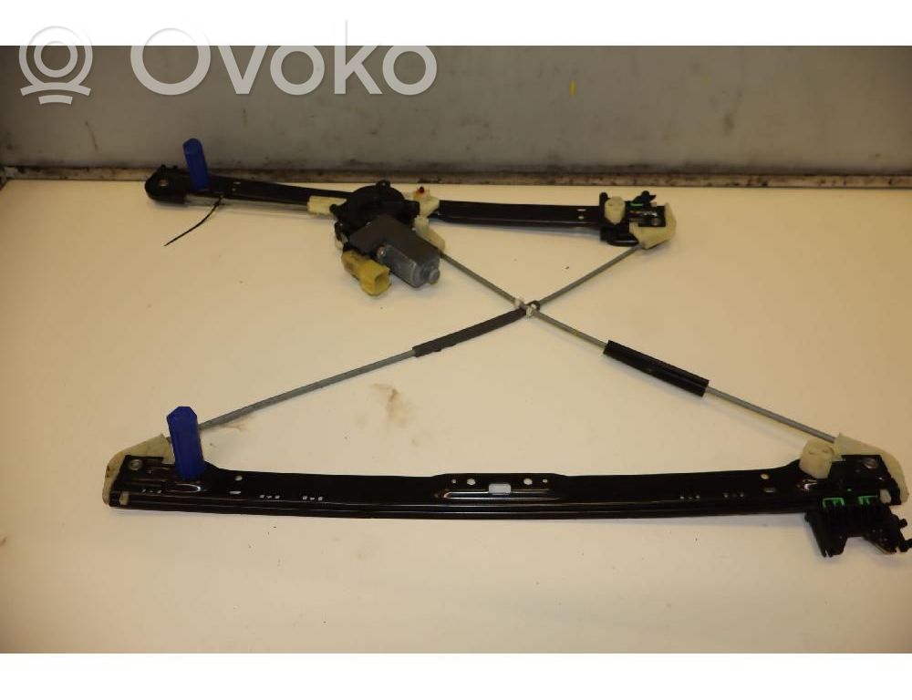 Land Rover Discovery 5 Elektryczny podnośnik szyby drzwi przednich 