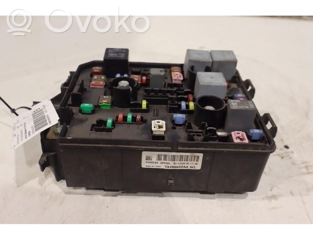 Opel Corsa E Drošinātāju bloks 