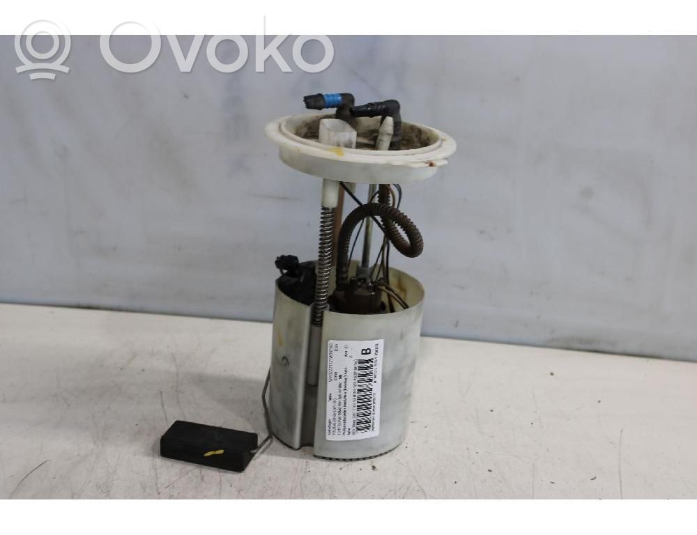 Bomba interna de combustible