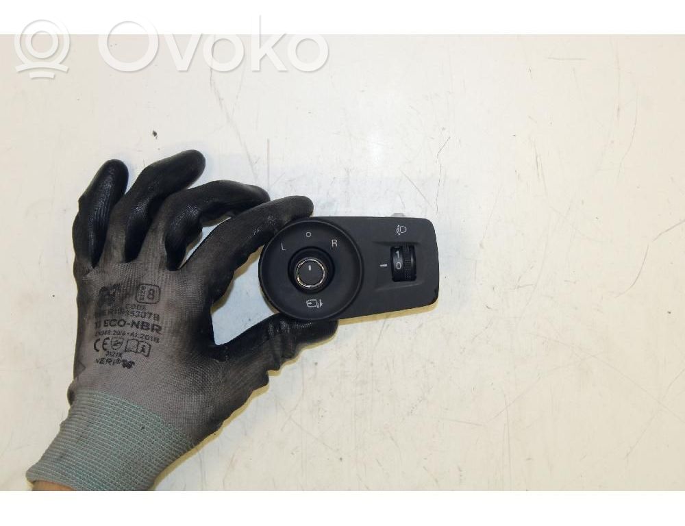 MG ZS Otros interruptores/perillas/selectores 