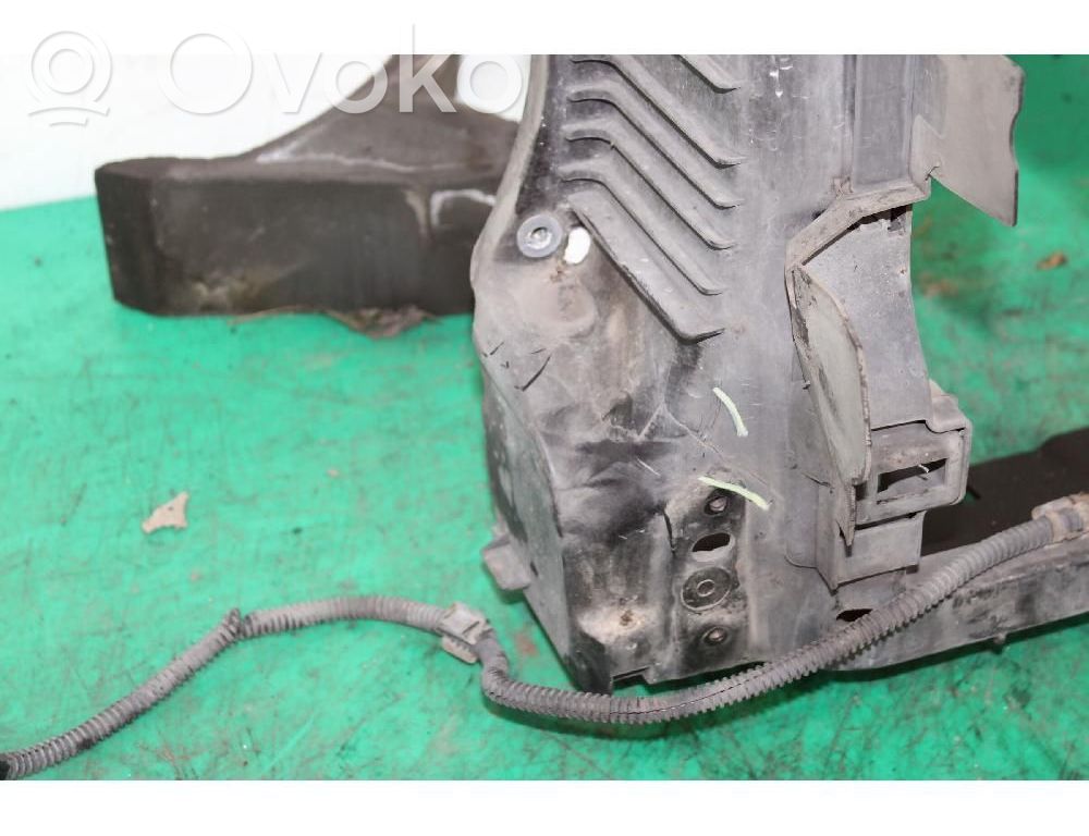 Volkswagen Golf Plus Pannello di supporto del radiatore