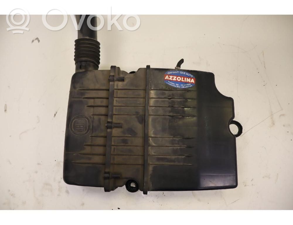 Fiat Grande Punto Cutie filtru aer