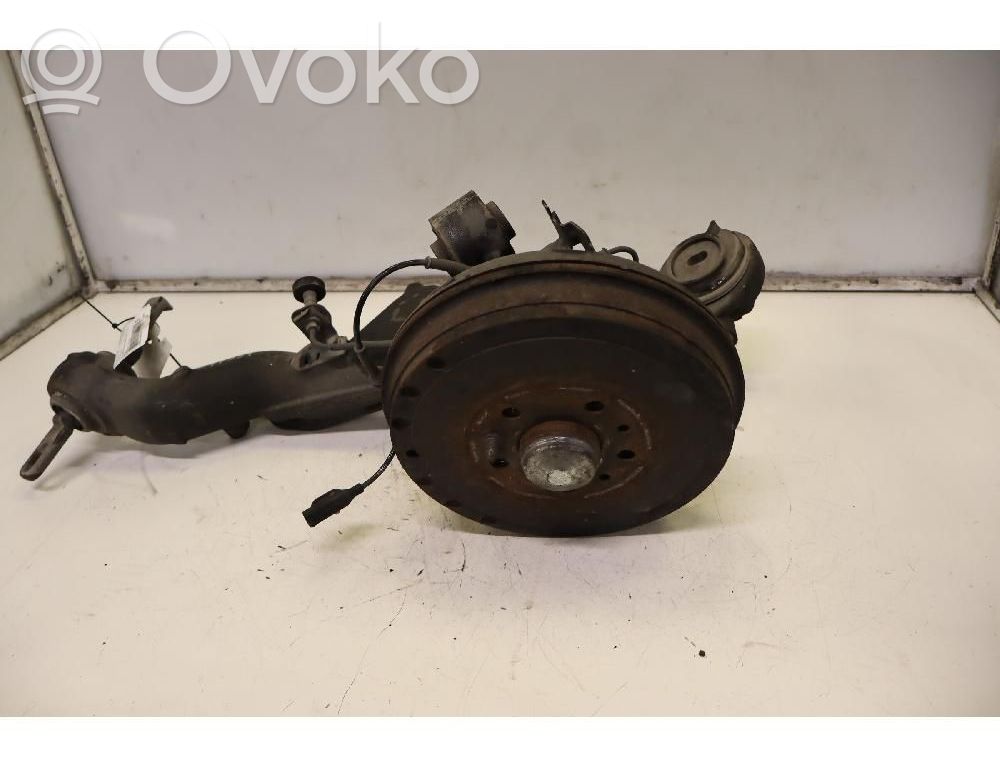 Opel Combo D Takatukivarsi 