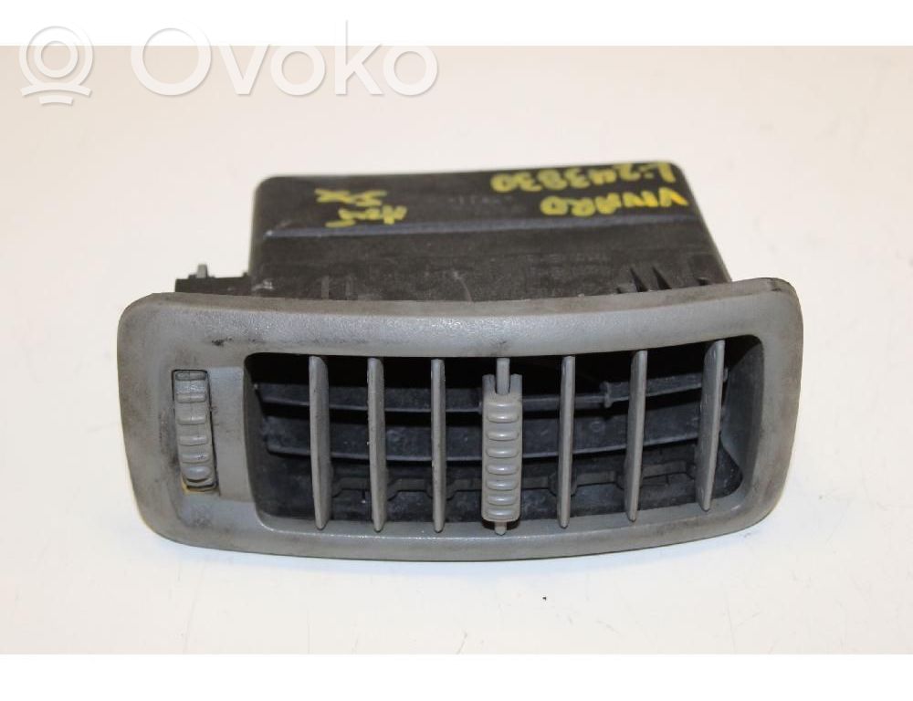 Opel Vivaro Boczna kratka nawiewu deski rozdzielczej 