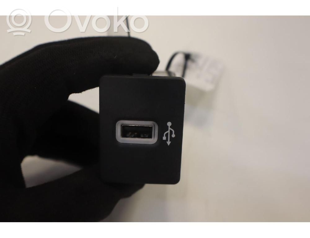 Ford Fiesta Multifunctional control switch/knob 