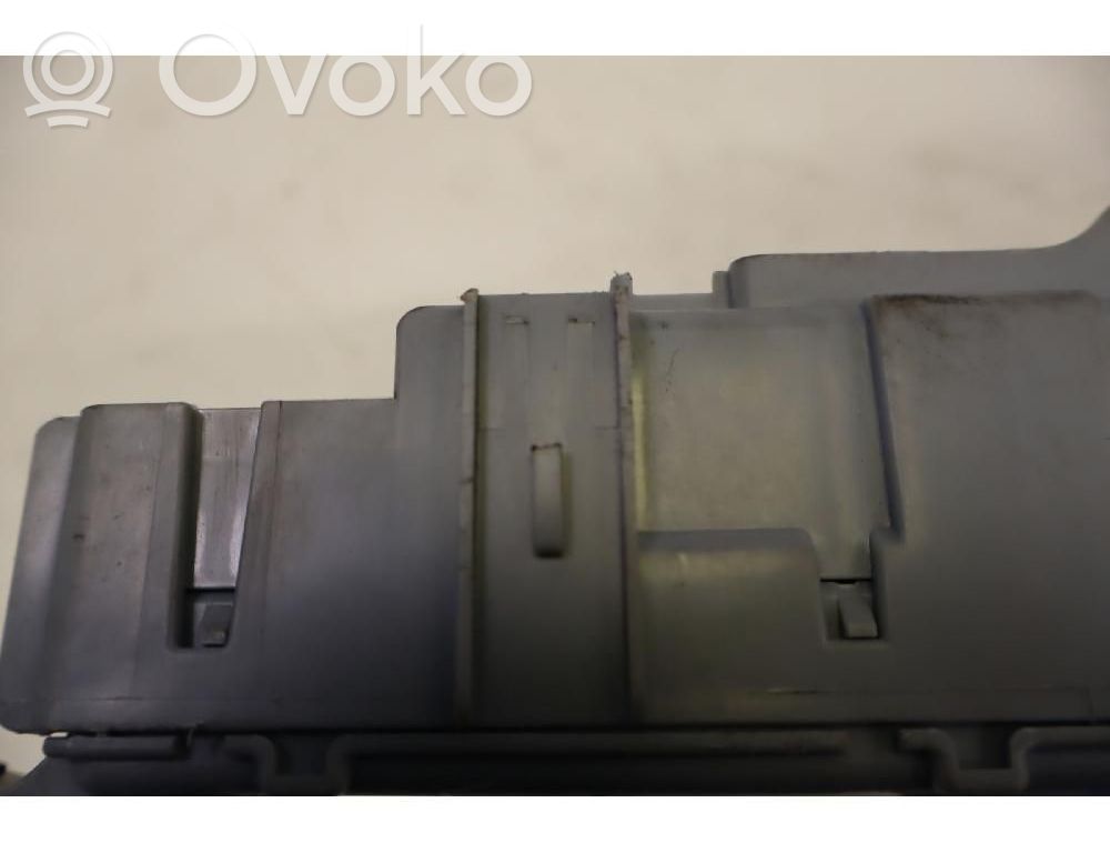 Módulo de fusible   00521783770